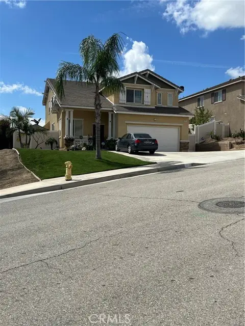 240 Cisneros Court, Colton, CA 92324
