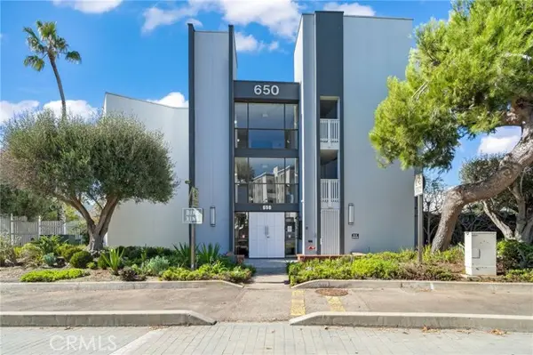 650 The Village #106, Redondo Beach, CA 90277