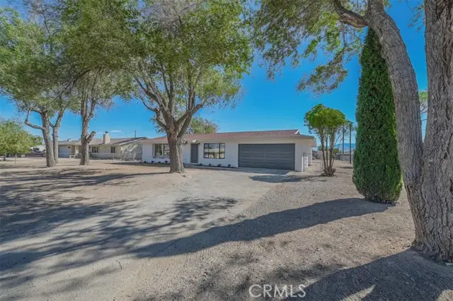 13193 Algonquin Road, Apple Valley, CA 92308 - Image #3
