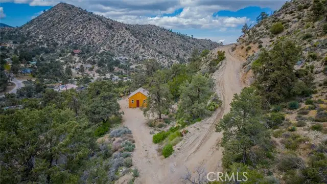 7725 Scenic Drive, Pinon Hills, CA 92372 - Image #2