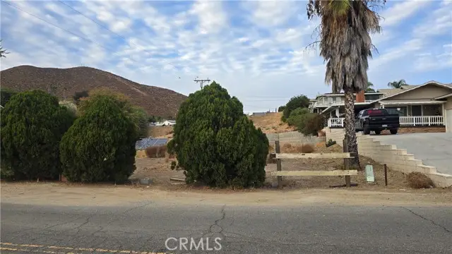 23436 Vista Way, Canyon Lake, CA 92587 - Image #2