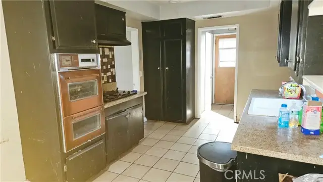 641 Kit Avenue, Hemet, CA 92543 - Image #2