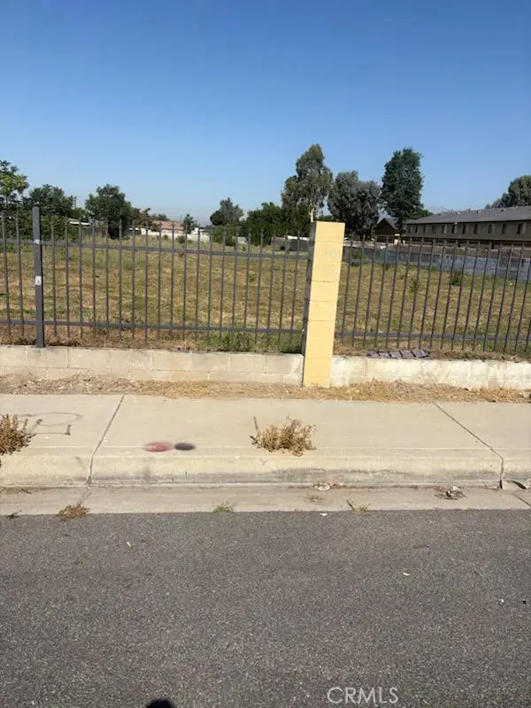 7864 Sterling Avenue, San Bernardino, CA 92404 - Image #1