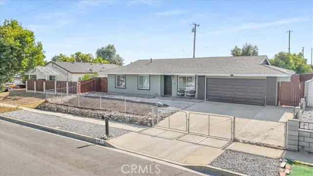 806 S Sandalwood Avenue, Bloomington, CA 92316 - Image #1