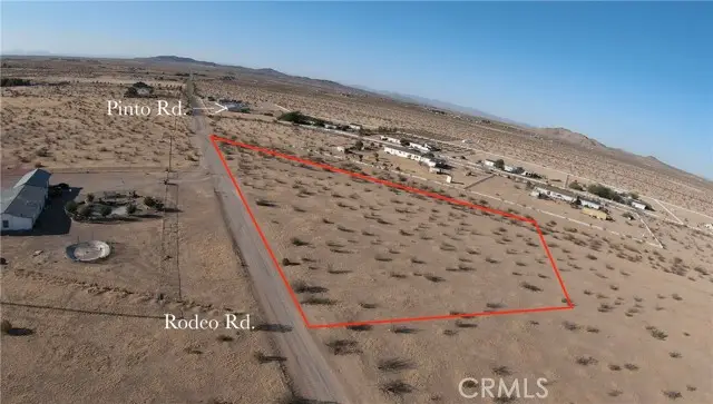 32285 Rodeo Road, Helendale, CA 92342 - Image #2