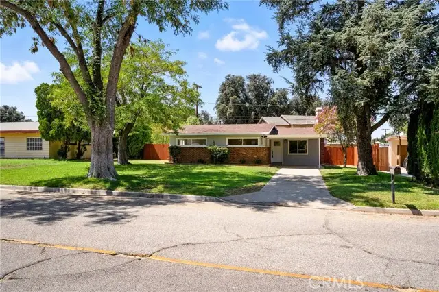 6529 Marguerita Avenue, Riverside, CA 92506 - Image #1