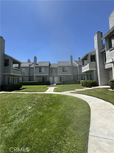 178 W Walnut Avenue #D, Rialto, CA 92376 - Image #3