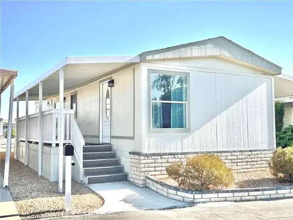 999 S Santa Fe Avenue #17, San Jacinto, CA 92583