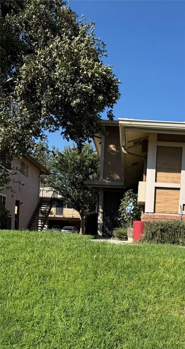 1005 W Sierra Madre Avenue #2, Azusa, CA 91702 - #3