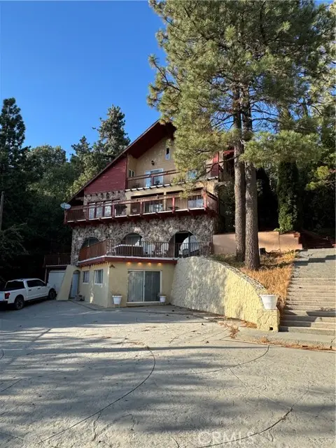 27914 West Shore Rd, Lake Arrowhead, CA 92352