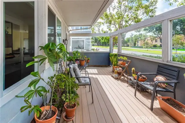 73 Huntington #322, Irvine, CA 92620 - Image #2