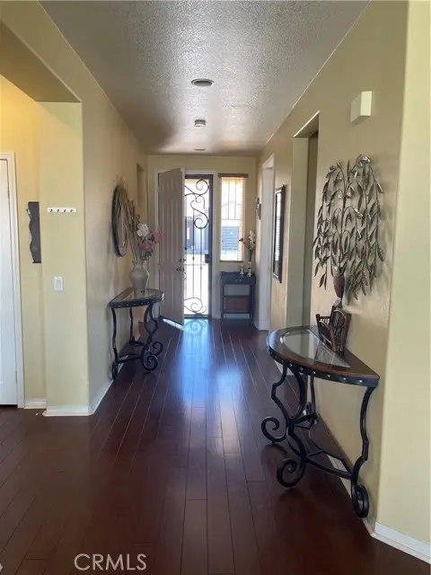 9060 Seal Beach, Hesperia, CA 92344 - Image #2