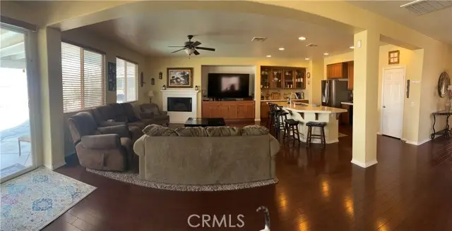 9060 Seal Beach, Hesperia, CA 92344 - Image #3