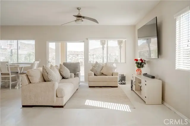 35166 Sorrel, Lake Elsinore, CA 92532 - Image #3