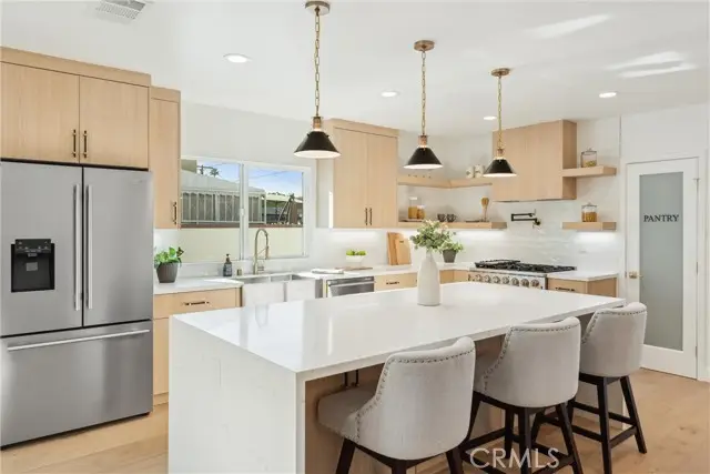 3945 S Norton Avenue, Los Angeles, CA 90008 - Image #2