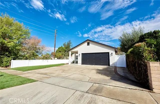 719 Valadez, Upland, CA 91786 - Image #1