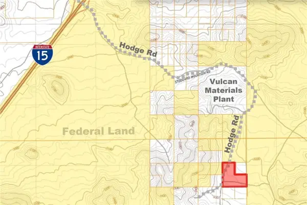 1 Hodge Road, Apple Valley, CA 92307