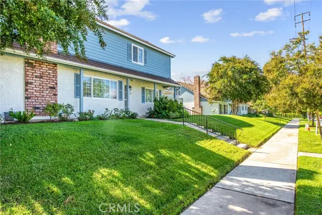 1562 E Citrus Avenue, Redlands, CA 92374 - Image #2