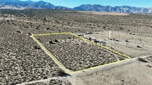 0 Fort Tejon Rd, Llano, CA 93544