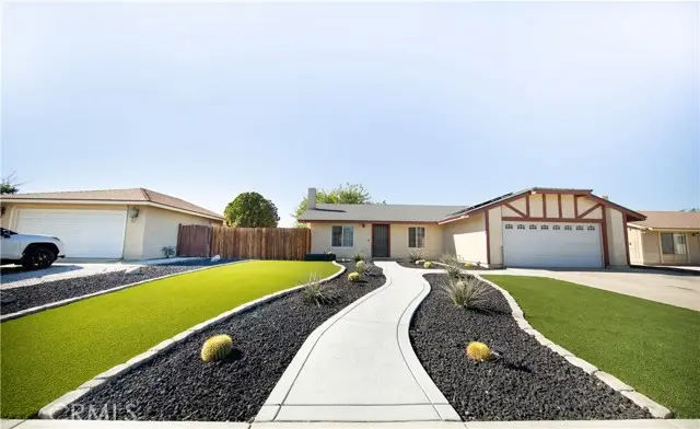 13577 Arroyo Drive, Victorville, CA 92395 - Image #3