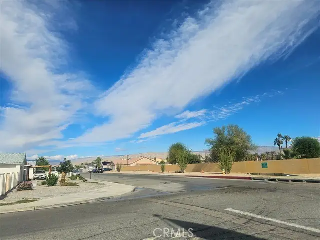 31525 Avenida Del Padre, Cathedral City, CA 92234 - Image #3