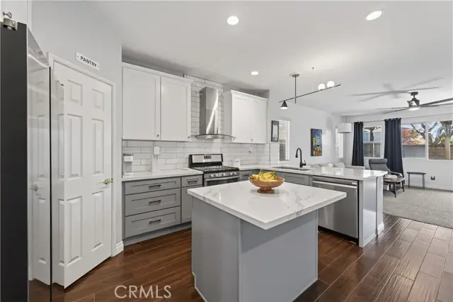 1455 Avila, Perris, CA 92571 - Image #2