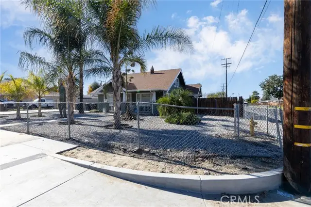 271 N Hamilton, Hemet, CA 92543 - #2