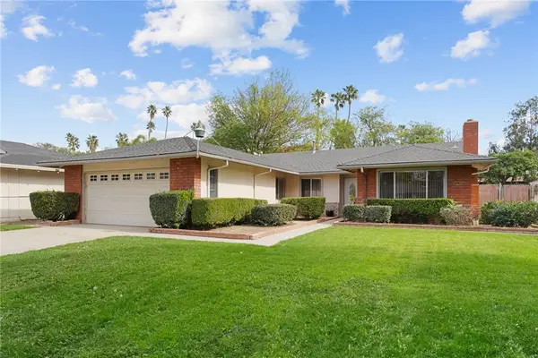 6090 Meadowbrook Lane, Riverside, CA 92504