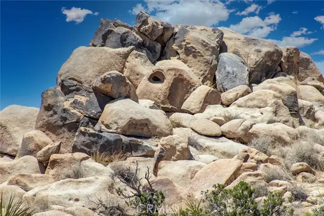 60300 Mountain Trail, Joshua Tree, CA 92252 - Image #2