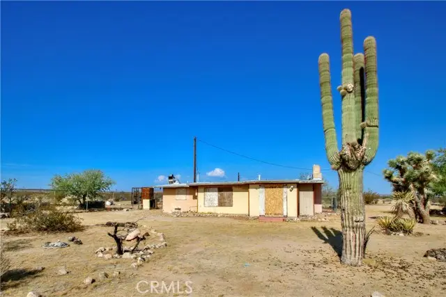 62105 Moon Drive, Joshua Tree, CA 92252 - Image #2