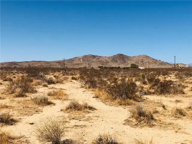 2 Napa Way, Landers, CA 92285 - #1