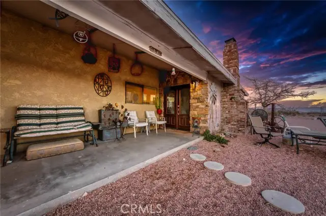 55576 Valley View Road, Landers, CA 92285 - Image #2