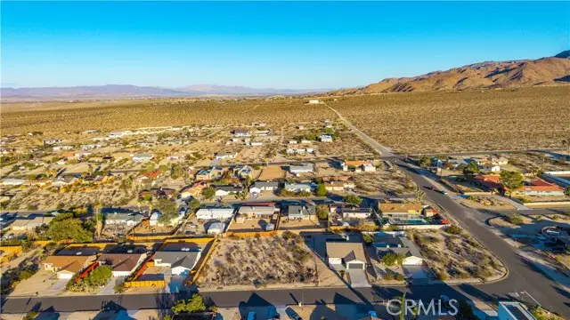 6859 Pine Springs Avenue, Twentynine Palms, CA 92277 - #3