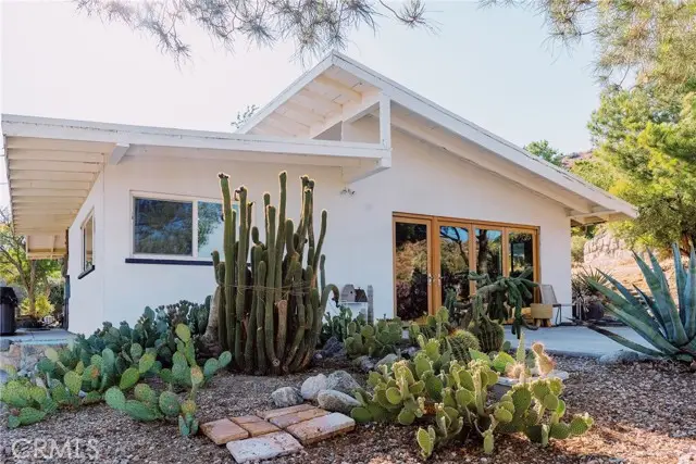 48938 Mockingbird Lane, Morongo Valley, CA 92256 - Image #1