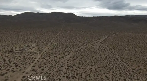 1234 1 Hole Spring Rd, Lucerne Valley, CA 92356