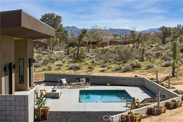 6738 Saddleback, Joshua Tree, CA 92252