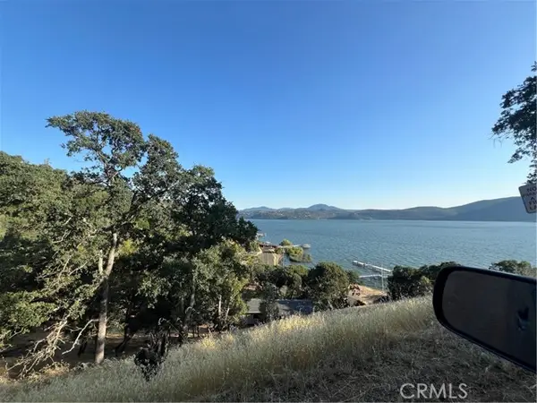 11030 Pioneer Dr, Clearlake, CA 95422