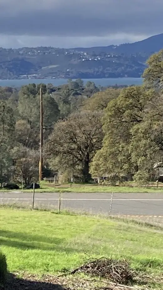 3747 Pine Avenue, Clearlake, CA 95422