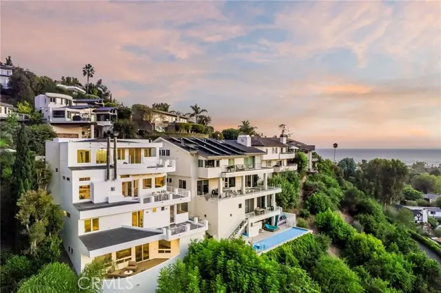 547 Temple Hills Drive, Laguna Beach, CA 92651 - Image #2