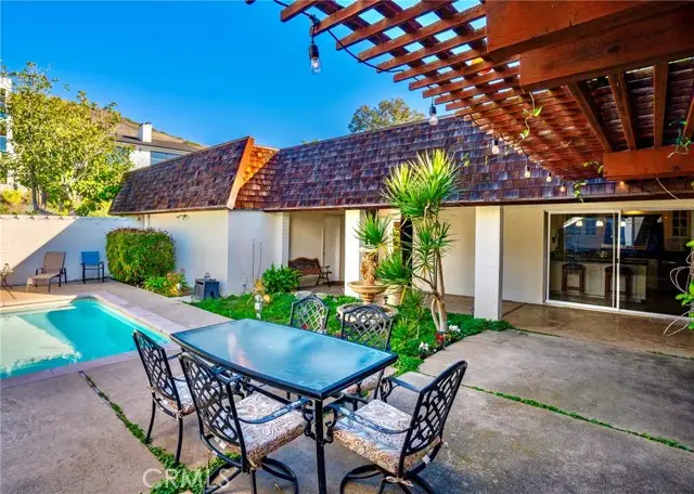 481 Dartmoor Street, Laguna Beach, CA 92651 - Image #3