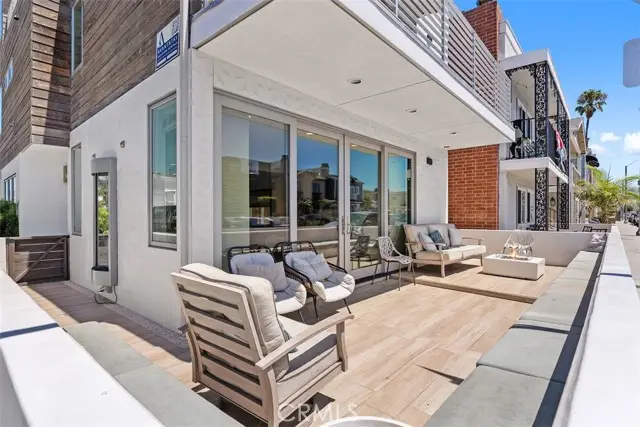 200 E Balboa Boulevard, Newport Beach, CA 92661 - Image #3