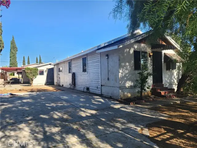 618 S Mcbride Avenue, Los Angeles, CA 90022 - Image #2