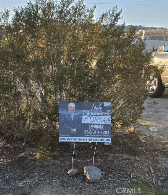 6340 Indio Avenue, Yucca Valley, CA 92284