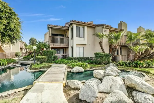 4791 Lago Drive #200, Huntington Beach, CA 92649
