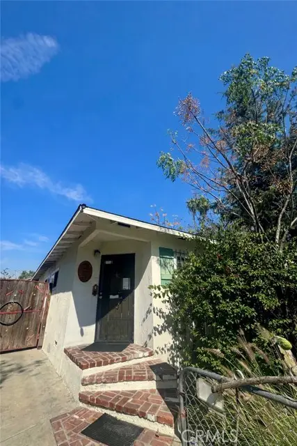 25 E Plymouth, Long Beach, CA 90805
