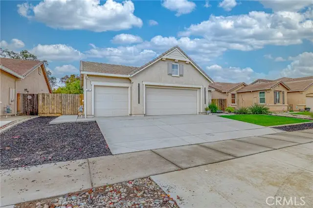 331 Carly Anne Drive, Merced, CA 95341 - Image #3