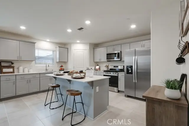 642 Stephanie Drive #56 B1, Merced, CA 95348 - Image #2