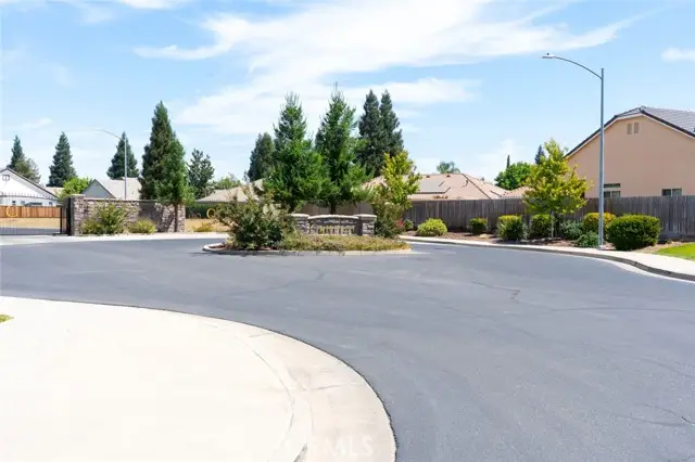 3314 Robin Hood, Merced, CA 95348 - Image #2