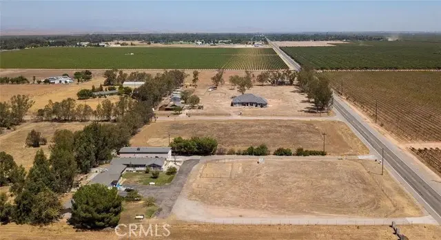 34681 Avenue 12, Madera, CA 93636 - Image #2