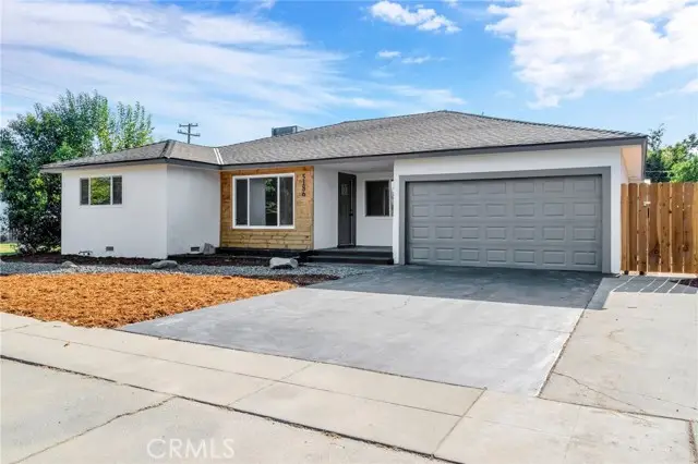 5186 N Callisch Avenue, Fresno, CA 93710 - #3